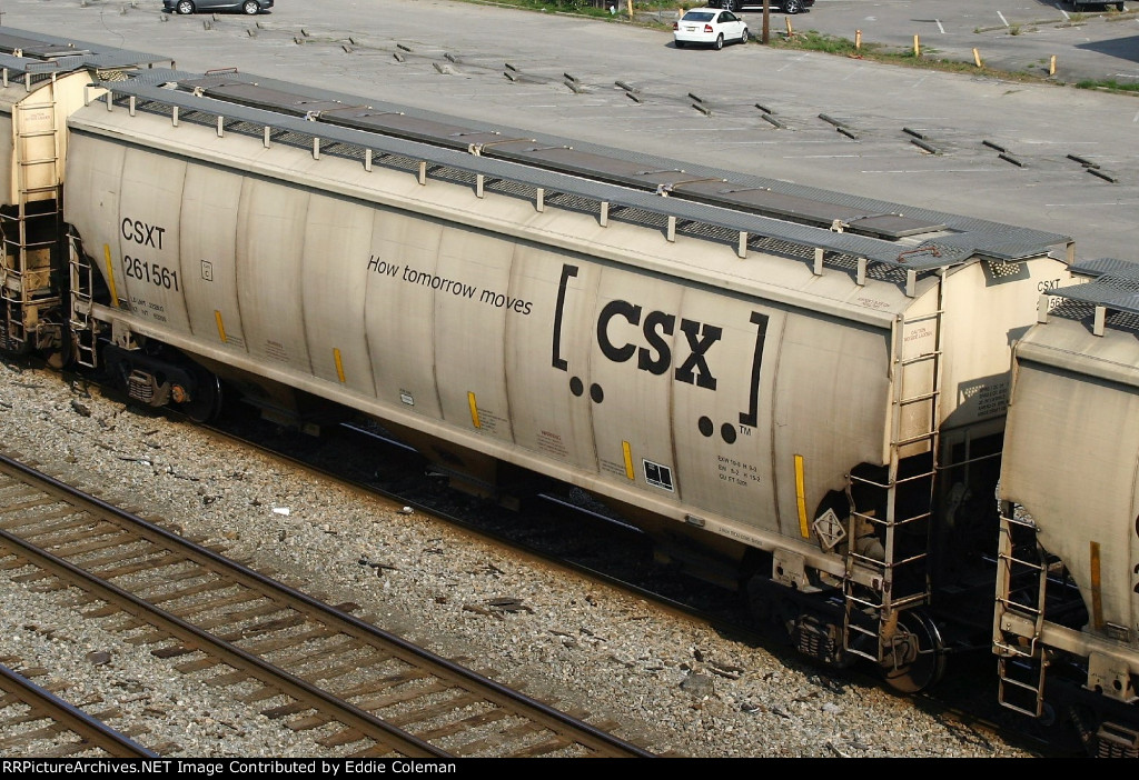 CSXT 261561